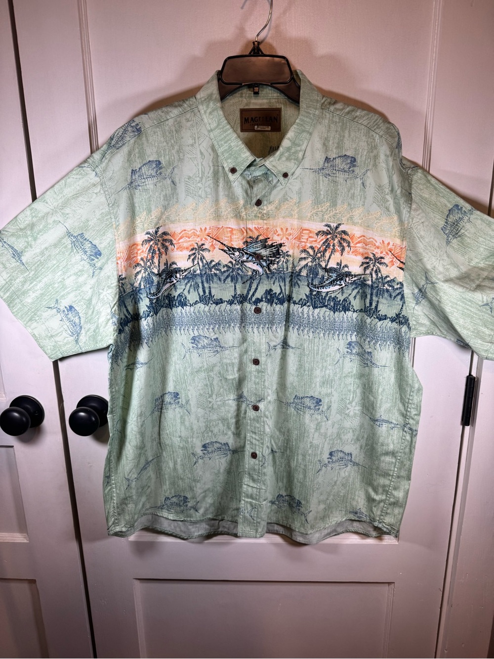 Magellan Outdoors Light Mint Green Tropical Print Short-Sleeve Button-Down